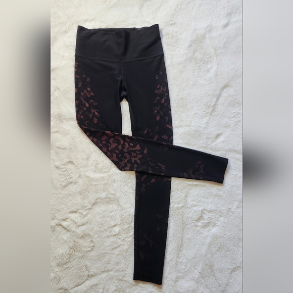 Lululemon Mapped Out High Rise Tight 28" *Camo. Size 8 - Picture 10 of 14